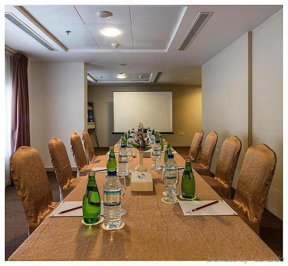 Executive Suites Abu Dhabi Luaran gambar